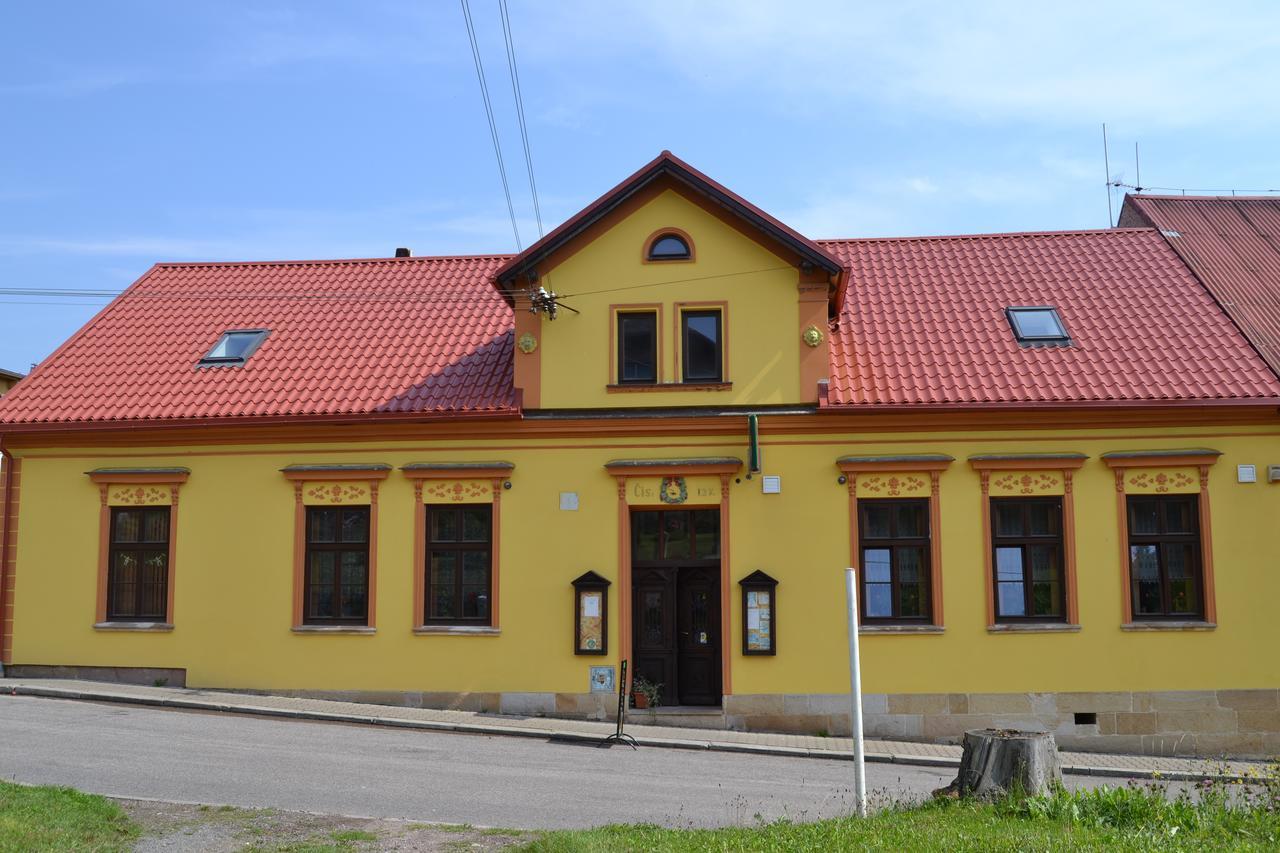 Penzion U Jindry Zeleznice Exterior photo
